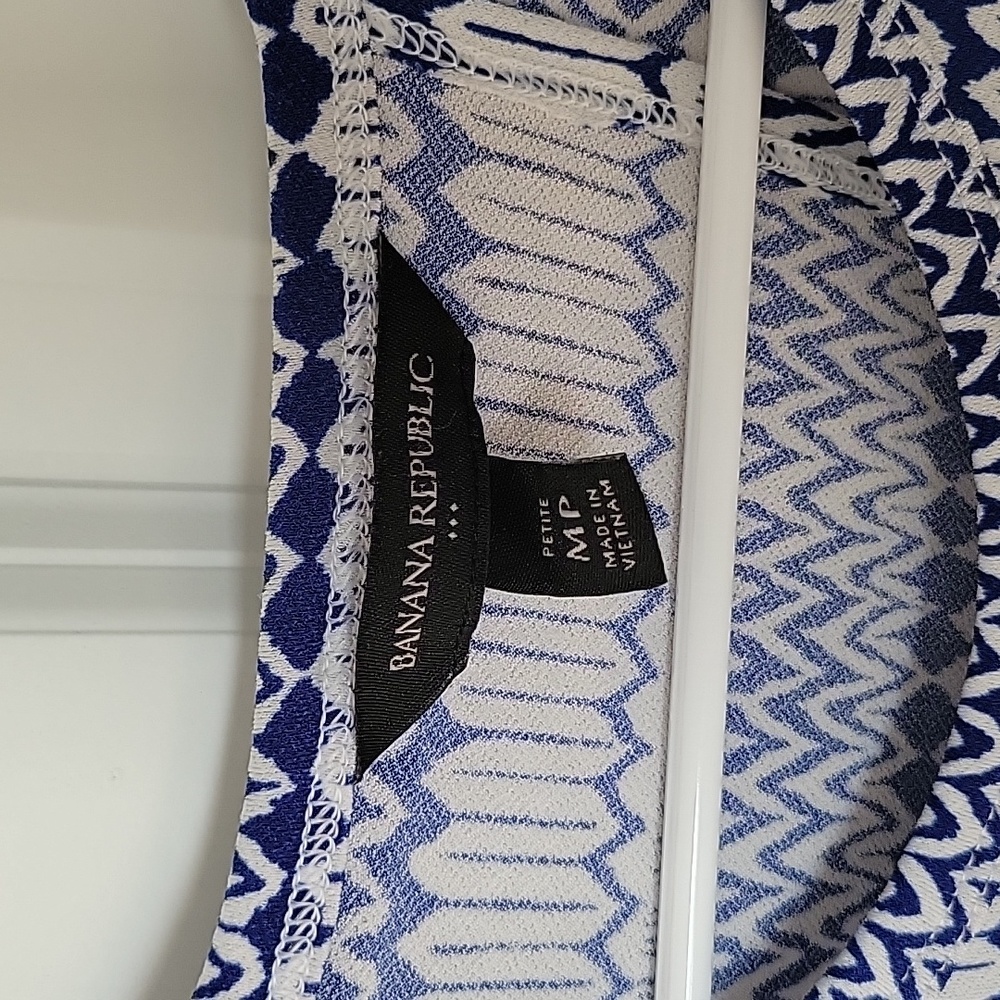 4/$20 BR MIDI DRESS - Picture 2 of 5